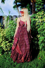 Load image into Gallery viewer, RED MAXI DRESS
